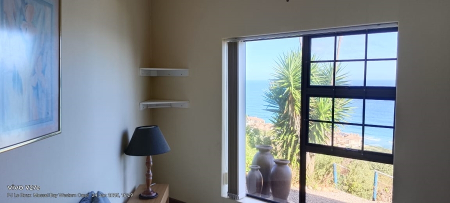 To Let 5 Bedroom Property for Rent in Dana Bay Western Cape